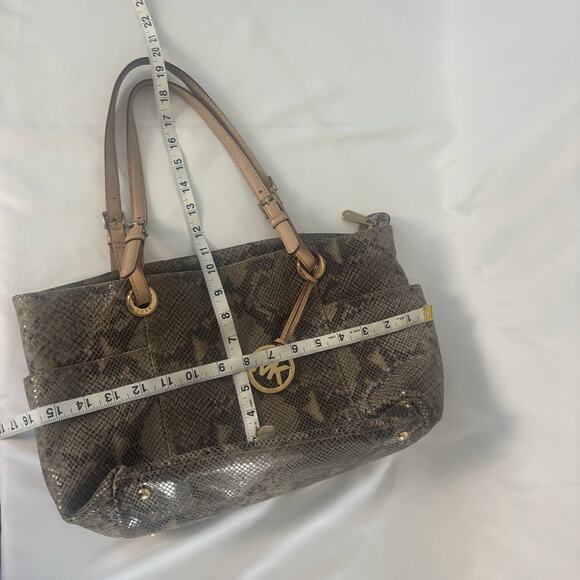 Michael Kors Python Embossed Shoulder Tote Bag Metallic Gold Interior Handbag - Picture 12 of 13